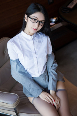 escort  jina from uk